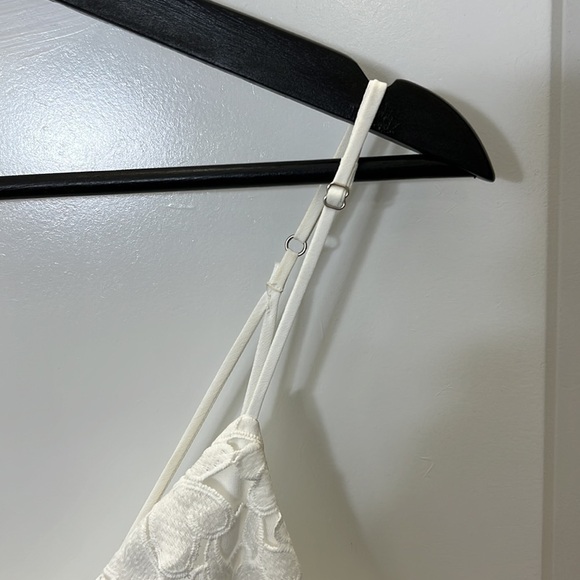 ASTR Lace Dress - Picture 8 of 9